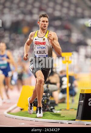 Sieger Niklas Kaul (Deutschland/Platz 1), Aktion. 1500 m Zehnkampf der Männer am 03.10.2019 Leichtathletik WM 2019 in Doha/Katar, vom 27.09. - 10.10.2019. | Verwendung weltweit Stockfoto