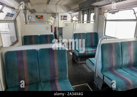 In einem 1980 Berliner S-Bahn Wagen in der Deutsches Museum Verkehrszentrum (Deutsch Transport Museum), München, Deutschland. Stockfoto