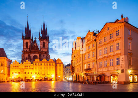Dawn auf dem Altstädter Ring in Prag, Tschechien. Stockfoto