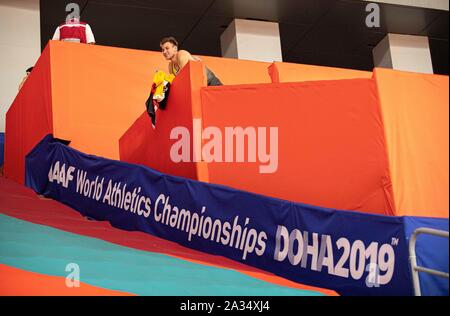 Sieger Niklas Kaul (Deutschland/Platz 1). 1500 m Zehnkampf der Männer am 03.10.2019 Leichtathletik WM 2019 in Doha/Katar, vom 27.09. - 10.10.2019. | Verwendung weltweit Stockfoto