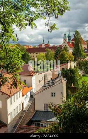 Herbst Nachmittag am Hradschin Viertel von Prag, Tschechien. Stockfoto