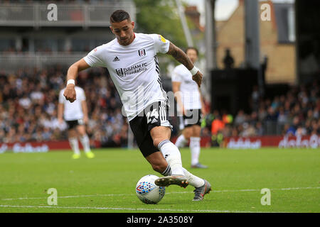 London, Großbritannien. 05 Okt, 2019. Anthony Knockaert von Fulham in Aktion. EFL Skybet championship Match, Fulham v Charlton Athletic im Craven Cottage in London am Samstag, den 5. Oktober 2019. Dieses Bild dürfen nur für redaktionelle Zwecke verwendet werden. Nur die redaktionelle Nutzung, eine Lizenz für die gewerbliche Nutzung erforderlich. Keine Verwendung in Wetten, Spiele oder einer einzelnen Verein/Liga/player Publikationen. pic von Steffan Bowen/Andrew Orchard sport Fotografie/Alamy Live news Credit: Andrew Orchard sport Fotografie/Alamy leben Nachrichten Stockfoto