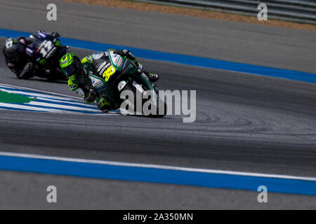 Chang International Circuit, Buriram, Thailand. 5. Okt, 2019. MotoGP Thailand, qualifizierender Tag Tag; Cal Crutchlow, Maverick Vinales während der qualifizierenden Credit: Aktion plus Sport/Alamy leben Nachrichten Stockfoto