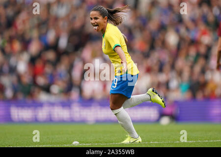 MIDDLESBROUGH, ENGLAND - Oktober 05: Kerben Oliveira Debora "ebinha" und feiert ihr während der internationalen Frauen freundlich zwischen England und Brasilien Frauen Frauen im Riverside Stadium, am Oktober 05, 2019 in Middlesbrough, England. (Foto von Daniela Porcelli/SPP) Stockfoto