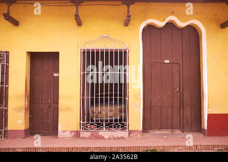 Architektonischen Details und bunte Wände in Trinidad, Kuba Stockfoto