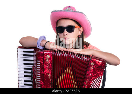 Junge jugendliche Mädchen mit Akkordeon auf einem weißen Hintergrund. Stockfoto