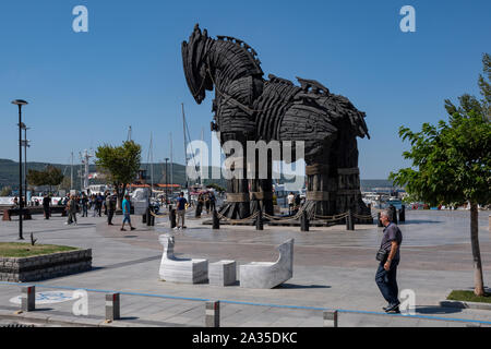 Holz- Trojanisches Pferd im Stadtzentrum von Çanakkale, Türkei Stockfoto