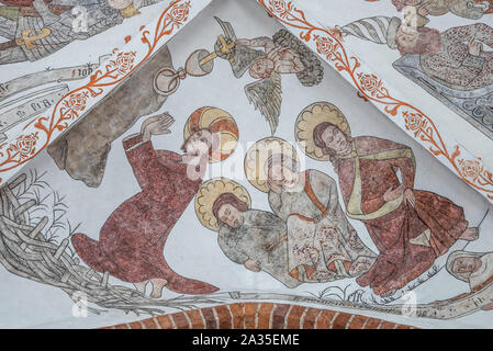 Todesangst im Garten, eine Wand - Malerei etwa ab dem Jahr 1500 in der Kirche St. Maria, Elsinore, Dänemark, 14. Mai 2019 Stockfoto