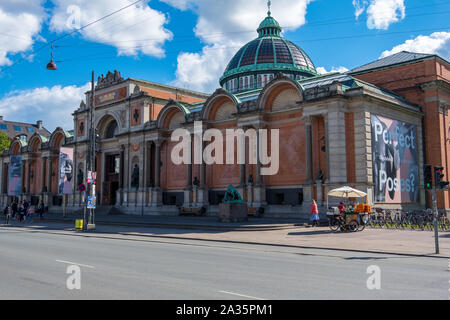 Kopenhagen, Dänemark - 04 Mai, 2019: Die Ny Carlsberg Glyptotek ist eine Art Museum in Kopenhagen, Dänemark. Stockfoto