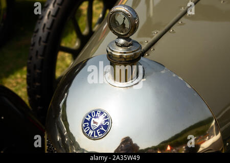 Der 1920er Morris Cowley Halbrundprofilen auf Anzeige an einem Auto Show Stockfoto