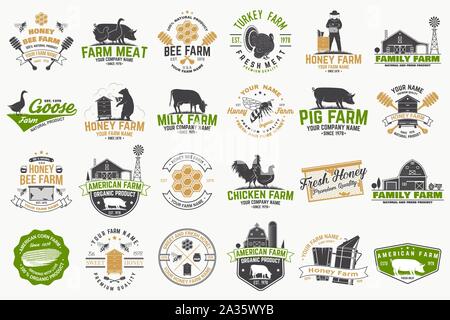 American Farm und Honey Bee Farm Abzeichen oder Label. Vektor. Vintage Typografie Design mit Biene, honigwabe Stück, Hive, Huhn, Schwein, Kuh und Bauernhof Silhouette. Elemente auf das Thema farm Business. Stock Vektor