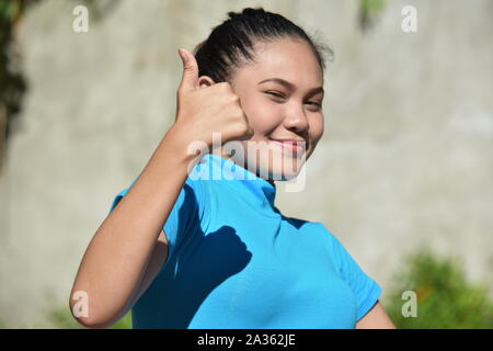 Eine stolze junge Filipina weiblich Frau Stockfoto