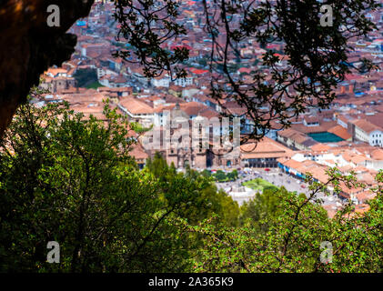 Cusco, Peru - 24.05.2019: Stadt weiten Blick über Cusco, Peru von Sacsayhuaman. Stockfoto