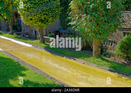 Die berühmten Model Village in Bourton auf dem Wasser, Cotswolds Gloucestershire, England. Foto am 26., August 2019 Stockfoto