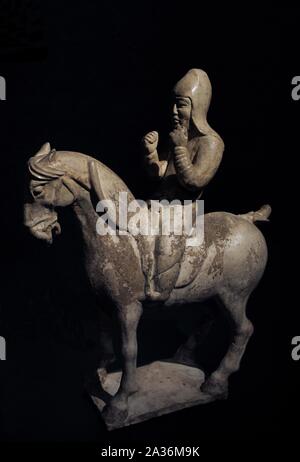 Estatuilla de arcilla de un jinete (qima Yong). Siglo VII. Dinastía Tang, China. Museo Liebieghaus. Frankfurt. Alemania. Stockfoto