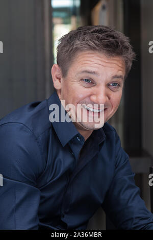 Exklusive Porträts von Jeremy Renner während in Sydney seinen Film Das Bourne Vermächtnis, Das Park Hyatt, Sydney zu fördern. Stockfoto