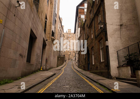 Eine leere Gasse in die Cowgate von Edinburgh Stockfoto