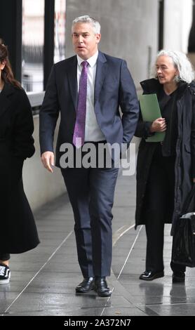 London, Großbritannien. Oktober 2019. Stephen Barclay Staatssekretär für den Austritt aus der Europäischen Union bei Ankunft in den BBC-Studios in London Credit: Stockfoto