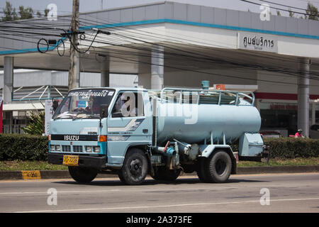 Chiangmai, Thailand - 24. September 2019: Private Abwasser Tank Truck. Foto an der Straße Nr. 121 ca. 8 km von der Innenstadt von Chiang Mai, Thailand. Stockfoto