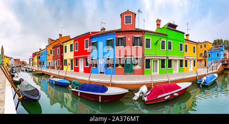 Bunte Häuser in Burano, Venedig