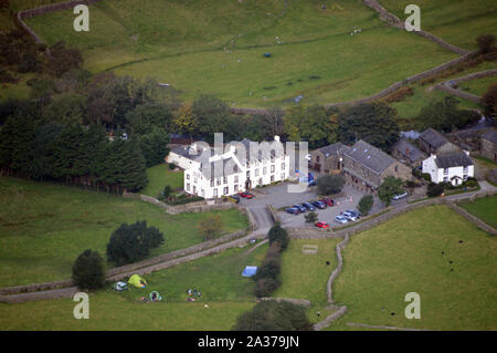 Wasdale Head Inn aus der Fußweg zum Wainwright Lingmell in Wasdale, Nationalpark Lake District, Cumbria, England, UK. Stockfoto