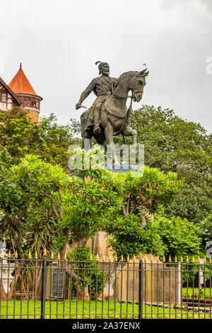 Mumbai, Maharashtra Indien 12. August 2019 Statue von Vivekananda in der Nähe des Gateway of India Bombay Mumbai Maharashtra Indien Stockfoto