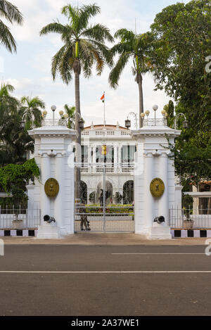 Pondicherry/Indien - 4. September 2019: Raj Nivas, die offizielle Residenz des Vizegouverneurs von Pondicherry in Indien Stockfoto