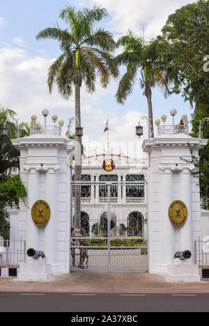 Pondicherry/Indien - 4. September 2019: Raj Nivas, die offizielle Residenz des Vizegouverneurs von Pondicherry in Indien Stockfoto