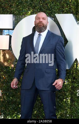 Los Angeles, CA. 4. Okt, 2019. Triple H aka Paul Michael Levesque in der Ankunftshalle für WWE SmackDown 20. Jahrestag feiern Premiere, Staples Center, Los Angeles, CA Oktober 4, 2019. Credit: Priscilla Grant/Everett Collection/Alamy leben Nachrichten Stockfoto