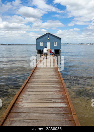 Instagrammers Fotos von Crawley blau Boot Halle Swan River Perth Western Australia Stockfoto