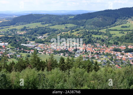 Blick auf das kleine Dorf Floh-Seligenthal, Thüringen Stockfoto