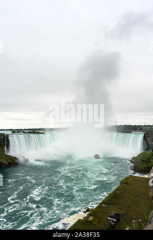 Die Niagara Fälle von der kanadischen Seite Ontario Stockfoto