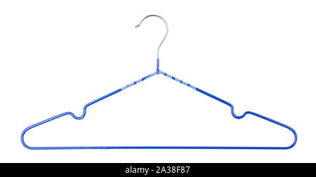 Kleiderbügel aus Metall Blau auf weißem Hintergrund Stockfoto