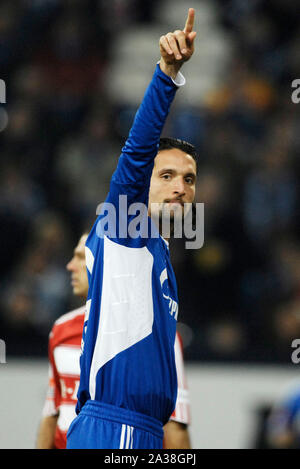 Veltins Arena Gelsenkirchen Deutschland 09.11.2008, Fußball: Bundesliga Saison 2007/2008 FC Schalke 04 (S04, blau) vs FC Bayern München (FCB, Rot) 1:2, Kevin KURANYI (S04) Stockfoto