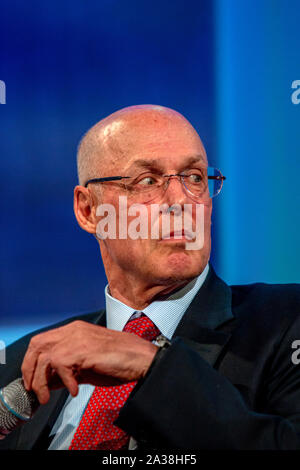 Hank Paulson bei der Clinton Global Initiative. Henry Merritt 'Hank' Paulson Jr. war von 2006 bis 2009 der 74. US-Finanzminister. Von Goldman Sachs kommend, war er maßgeblich am „Too-Big-to-Fail“-Finanzrettungsplan beteiligt. Stockfoto