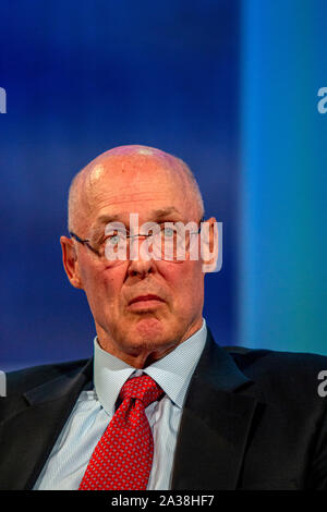 Hank Paulson bei der Clinton Global Initiative. Henry Merritt 'Hank' Paulson Jr. war von 2006 bis 2009 der 74. US-Finanzminister. Von Goldman Sachs kommend, war er maßgeblich am „Too-Big-to-Fail“-Finanzrettungsplan beteiligt. Stockfoto