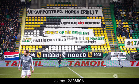 Den Haag, Niederlande. 06 Okt, 2019. Fußball, niederländischen Eredivisie, Saison 2019/2020, Autos Jeans Stadion, ADO Den Haag - Ajax, endgültige Ergebnis 0-2, Protest der ADO-Anhänger, weil es keine Ajax Fans zum Spiel Kredit erlaubt: Pro Schüsse/Alamy leben Nachrichten Stockfoto