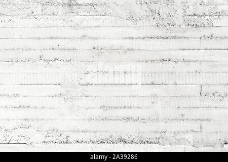 Betonplatte mit Schalung Impressum. Weiße horizontale Muster Stockfoto