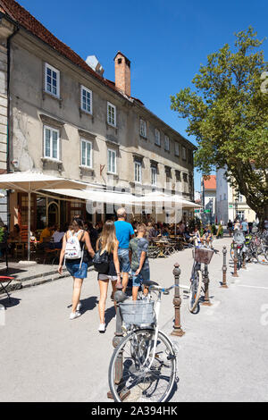 Street Cafe, Krekof trg, Altstadt, Ljubljana, Slowenien Stockfoto