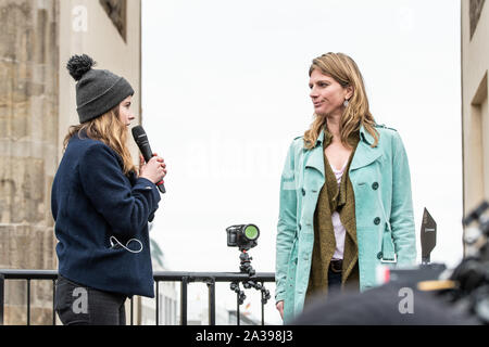 Maja Göpel von Wissenschaftlern für die Zukunft sprach an einem Freitag für zukünftige Kundgebung in Berlin, Deutschland 2019. Stockfoto