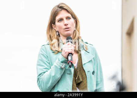 Maja Göpel von Wissenschaftlern für die Zukunft sprach an einem Freitag für zukünftige Kundgebung in Berlin, Deutschland 2019. Stockfoto