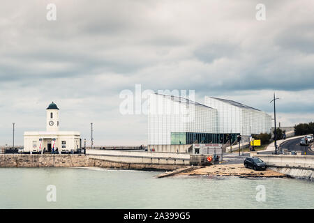 Die Turner zeitgenössische Kunst Galerie & Droit Haus, Ramsgate, Kent, Großbritannien Stockfoto