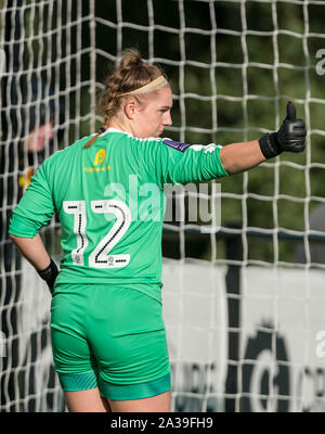 Hempstead Road, UK. 06 Okt, 2019. Torwart Aimee Watson von Oxford United Frauen während der FA Frauen nationale Liga Süd Spiel zwischen FC Watford Damen und Oxford United Frauen an gaywood Park, Hempstead Road, England am 6. Oktober 2019. Foto von Andy Rowland. Credit: PRiME Media Images/Alamy leben Nachrichten Stockfoto