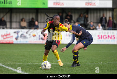 Hempstead Road, UK. 06 Okt, 2019. Adekite Fatuga-Dada des FC Watford Damen während der FA Frauen nationale Liga Süd Spiel zwischen FC Watford Damen und Oxford United Frauen an gaywood Park, Hempstead Road, England am 6. Oktober 2019. Foto von Andy Rowland. Credit: PRiME Media Images/Alamy leben Nachrichten Stockfoto