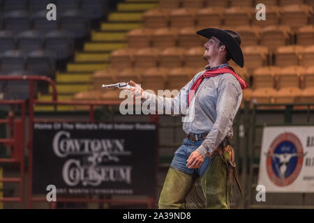 Szene aus Pawnee Bill's Wild West Show im Cowtown Coliseum im Stockyards District von Fort Worth, Texas Stockfoto