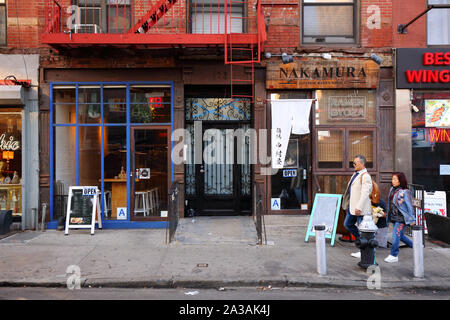 Nische, Nakamura, 172 Delancey Street, New York, NY. Außen storefront Restaurants in der Lower East Side von Manhattan. Stockfoto