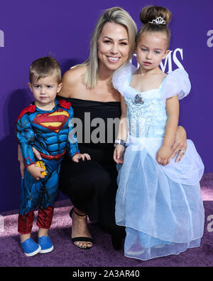 In Century City, LOS ANGELES, Kalifornien, USA - Oktober 06: Jessica Halle kommt bei der Weltpremiere von MGM's "Die Addams Family" an der Westfield Century City AMC am 6. Oktober 2019 in Century City, Los Angeles, Kalifornien, USA. (Foto von Xavier Collin/Image Press Agency) Stockfoto