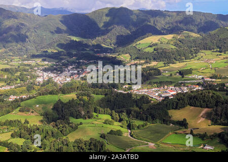 Antenne Panoramasicht auf die Insel São Miguel, Azoren, Portugal Stockfoto