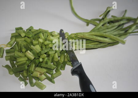 Grün sehnt sich Bohnen Gemüse schneiden Bild Stockfoto