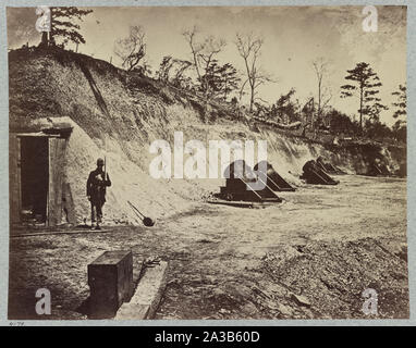 Belagerung von Yorktown, Virginia. Bund Batterie Nr. 4 Die zehn 13-Zoll Mörser Stockfoto